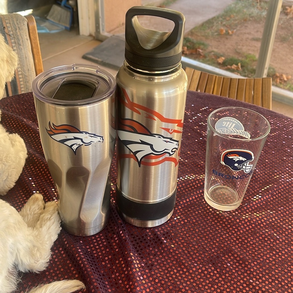 Set of 3 Denver Broncos insulated tumblers and glass